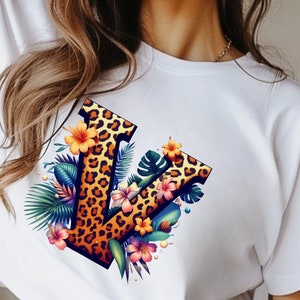 Monograma V PNG con estampado de leopardo y flores / Archivo de sublimación de letra V floral / Uso comercial / Clipart inicial V imprimible