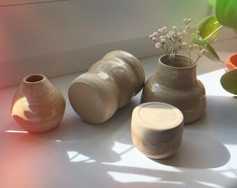 Mini Vase, Keramik, Handmade, Cremefarben
