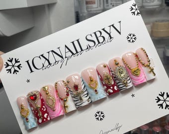 GOLDEN MARY / luxury press on nails