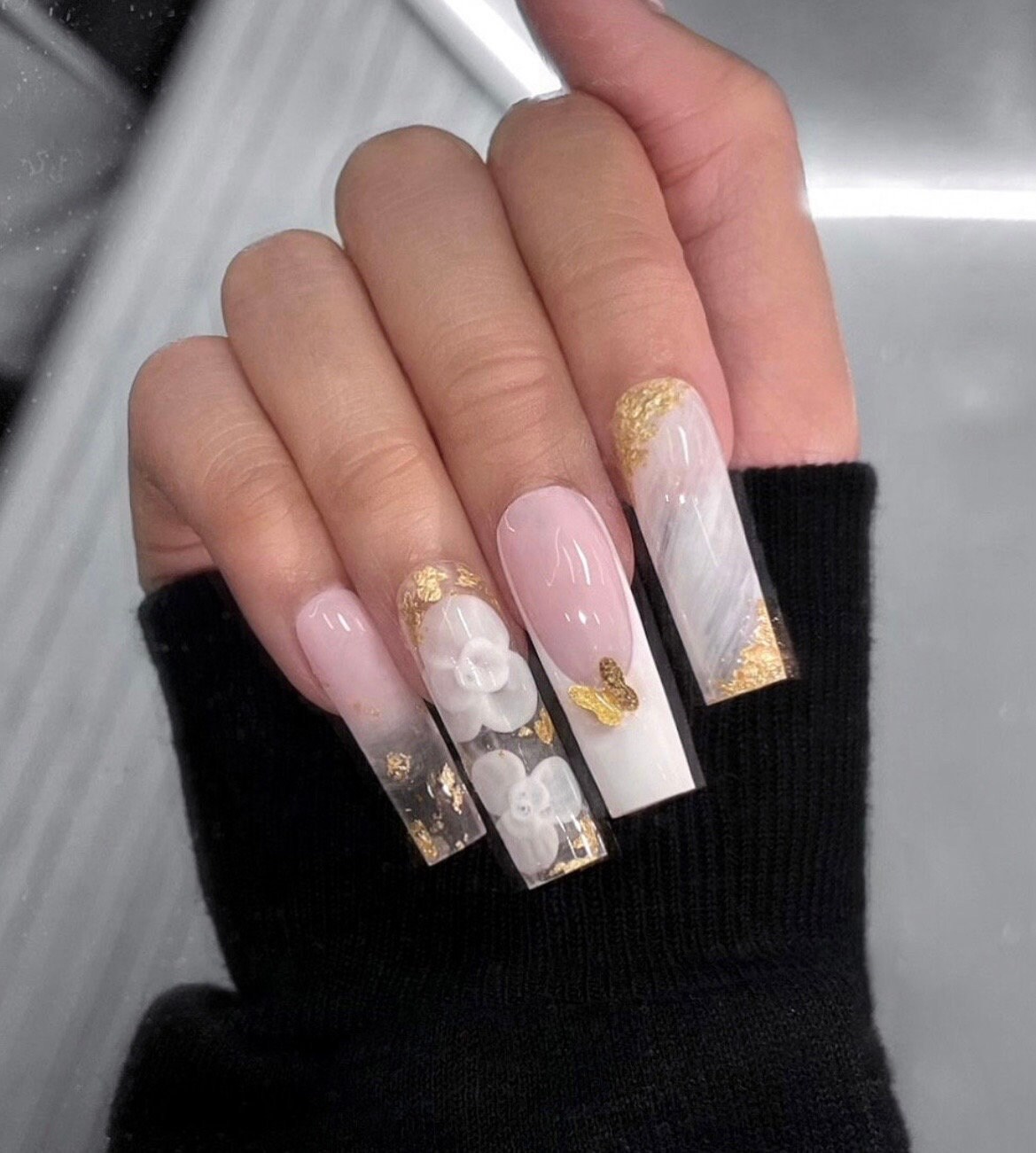 17+ Flower Encapsulated Nails