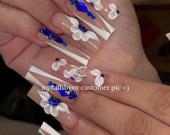 SAPPHIRE / press on nails 3d flowers gems