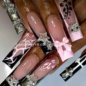 FREESTYLE KITTY CHROME / luxury press on nails chrome