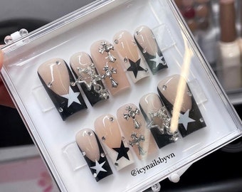 MONOCHROME STARS / press on nails y2k star