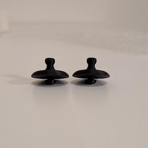 Perno Gancio Cordino Cappelliera Ford Puma/Mondeo 1861311 Parcel Shelf Pin - 2 Pezzi
