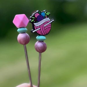 Crochet All Day Pink Yarn Sewing Sticks for Amigurumi and Plushies