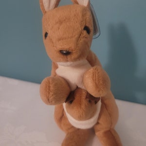 TY Beanie Baby - Pouch the Kangaroo
