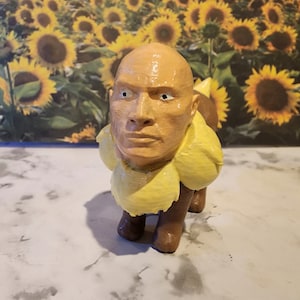 Dwayne The Eevee Johnson - The Rock - Impresión 3D pintada - Regalo de mordaza - Envío gratuito a EE. UU. y CA