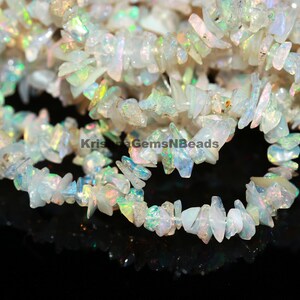 AAA Ethiopian Opal Uncut Perlen: Auffällige Rohedelstein-Chips, 34 &quot;Strang