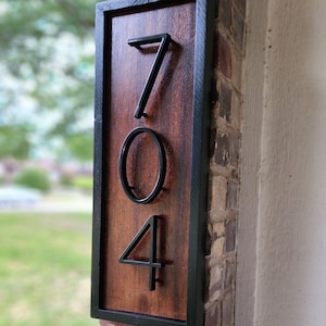 Vertikale Hausadresse Geschenk Rustikales Outdoor Schild Benutzerdefinierte Holz Adresse Plaque Hausnummer Schild Innen Dekor Außen Gebeiztem Holz Einweihungsparty