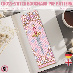 Könnte beinhalten: Ein Kreuzstich-Lesezeichen-PDF-Muster mit einem rosa-goldenen Schwertdesign. Das Lesezeichen hat ein detailliertes Muster mit rosa, blauen und goldenen Akzenten. Der Text "CROSS-STITCH BOOKMARK PDF PATTERN" und "Romance" sind sichtbar.