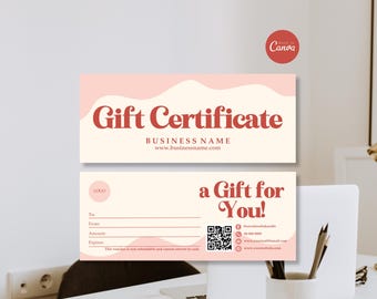 Puede incluir: Una plantilla de certificado de regalo rectangular con fondo crema y bordes ondulados de color rosa suave. El texto dice Gift Certificate, Business Name, www.businessname.com, a Gift for You, To, From, Amount, Expires, e incluye un código QR.