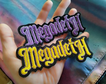 Megadeth geborduurd op fluwelen patch, oud logo Megadeth, old school patch, vintage jaren 90, de prijs heeft betrekking op één stuk, kies je