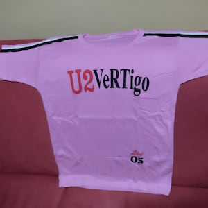 U2, vintage women&#39;s t-shirt 2005, Vertigo tour, pink colour , size S, new old stock. amazing gift for fans great rock band U2 Bono Vox..