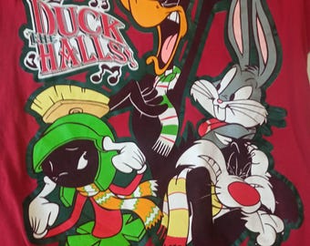 Looney tunes 1994, official Warner Bros T shirt vintage 90s, Duck the halls, Christmas tee, by Sun sportwear shirt, red, Duffy Bunny Marvin