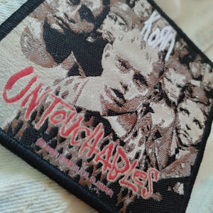 KORN, 2002 Intocables, parche vintage de los 2000 para coser, merchandising oficial 2002 ©korn, muy buen estado vintage, regalo increíble para fans.