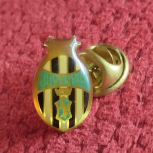 Juventus vintage des années 90, petite épingle en émail, Juve 2 étoiles, ancien logo des années 90, équipe italienne de football de la Juventus, la vecchia signora, cadeau incroyable pour les fans