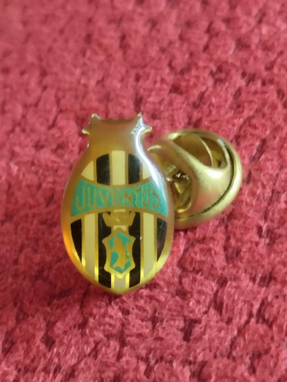 ユベントス　置物　エンブレム　盾　GIEMME juventus 記念品 10019179-150x150.jpg