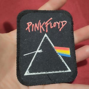Pink Floyd The Dark Side of the Moon, vintage 80-tals sy-på-lapp, fantastisk present till fans, bra band, PF, mycket gott skick, vintage, memorabelt