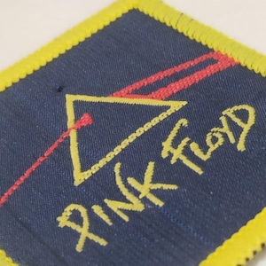 The Dark Side of the Moon, Pink Floyd, extra rare item for real collectors vintage relic of the legendary band, small sew on patch  80S vtg