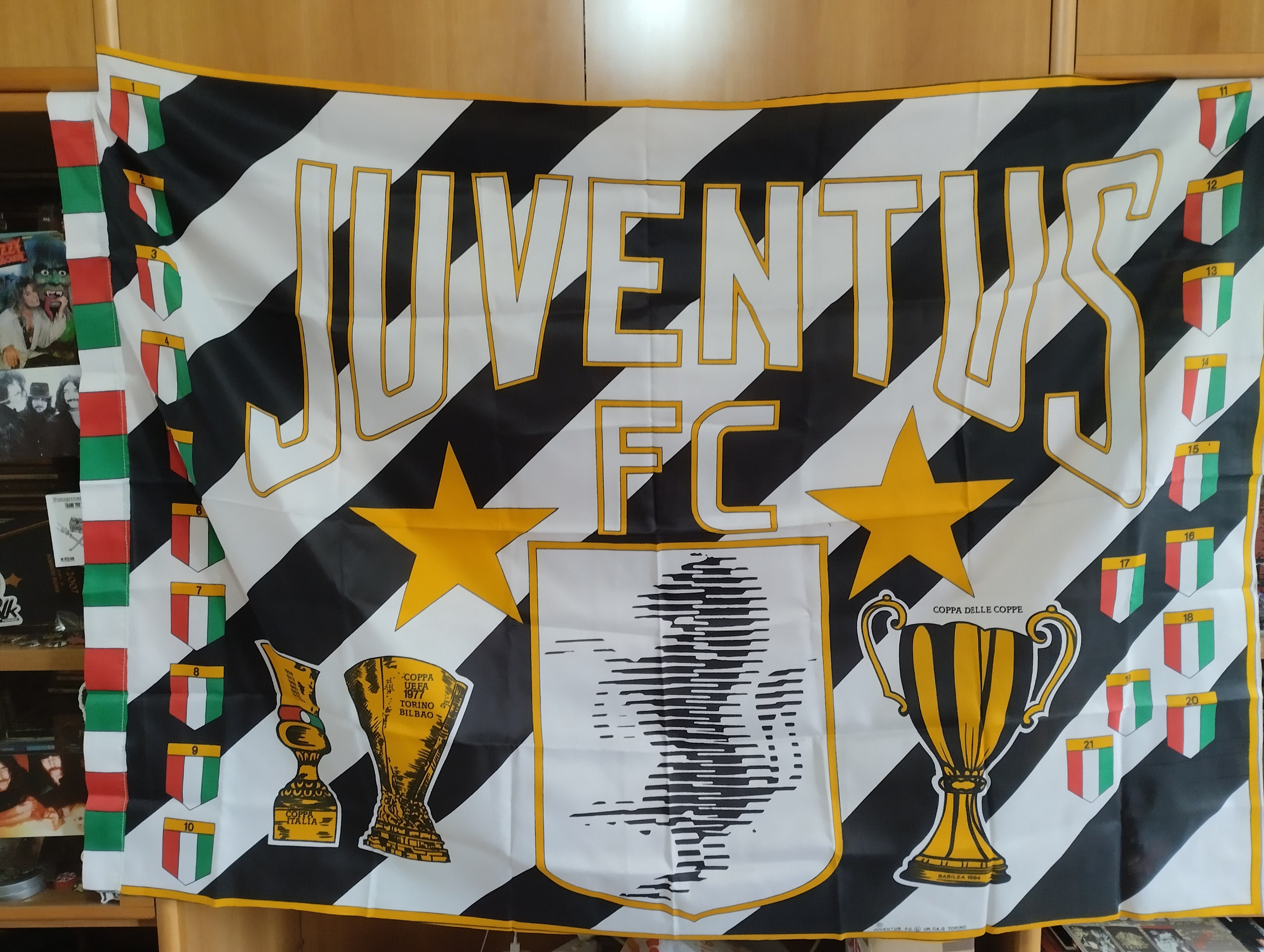 名作 Juventus Vintage 80S Big Flag, 1984 21 Th Champions League 応援グッズ