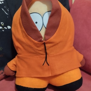 Kenny McCormick South Park vintage 2001, 13 inch plush, already dry cleaned with foam and sanitized with antiseptic spray,puppets collectors