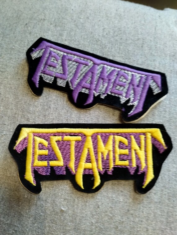 Testament vintage 90s embroidered on velvet saw on pa… Gem