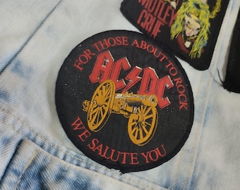 AC DC, dla tych, którzy chcą się rozkręcić, składamy Wam hołd, vintage z lat 80., używana naszywka okrągła, kolor srebrny, niesamowity prezent dla fanów świetnego zespołu rockowego AC