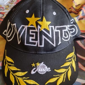 Juventus vintage late 90s, official product baseball cap, with tag, collectible, Juventus Italian football, adult size, snapback,logo pre 04