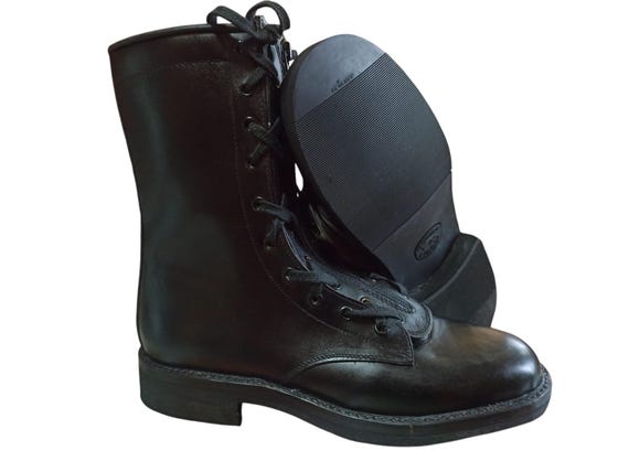 Vintage Combat leather boots, Italian army vintage 90s deadstock N41 UE, laces and zip, made in Italy anfibio militare 1994, fondo di magazz