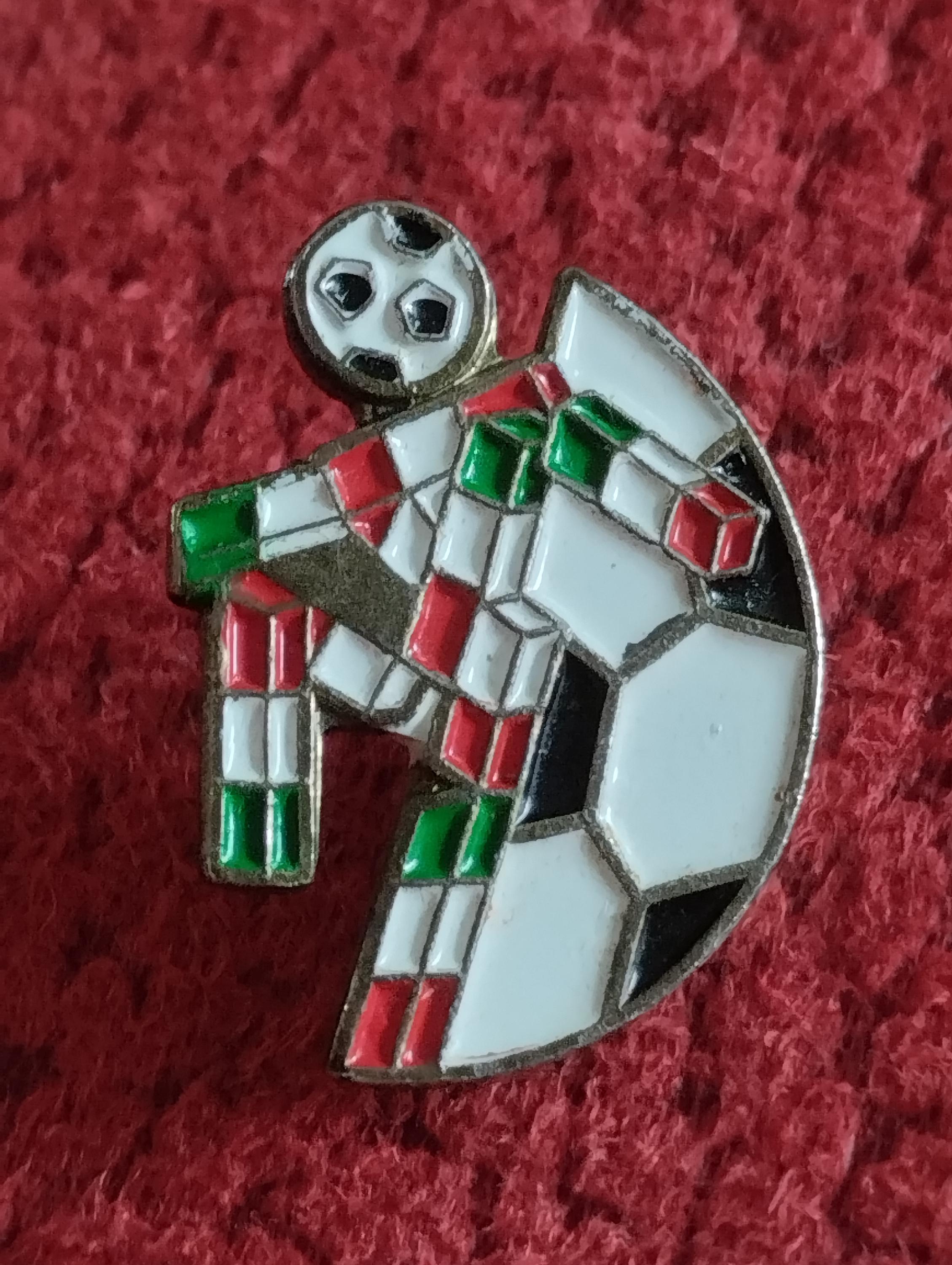 Pin's Mondiale Italia 1990 - Mascotte Ciao Bertoni - Collection Vintage
