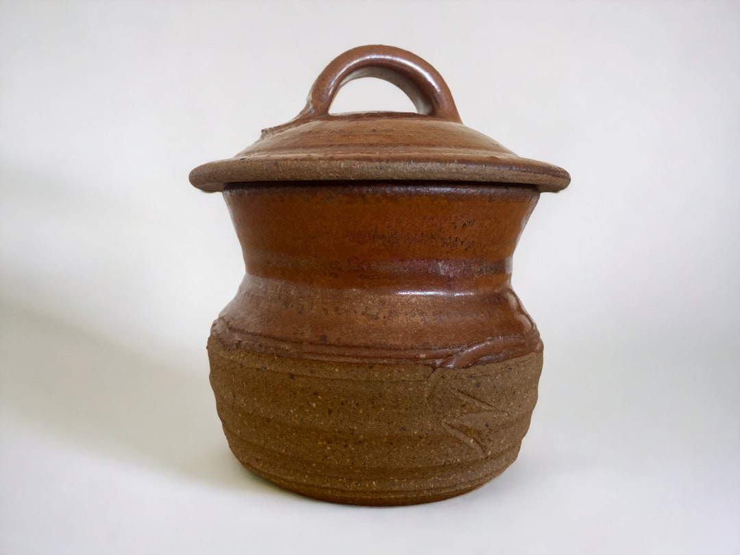 Vintage Brown Earthenware Ceramic Pot With Lid by Doug Alexander Rustic