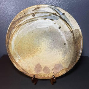 Studio Pottery Wall Plate – Abstract Earthy Glaze – Decorative Hanging Art – Artist Signed