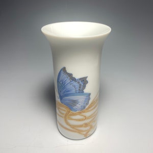 Petit vase vintage Rosenthal, Studio Line, Alain Le Foll, papillon bleu et or image 1