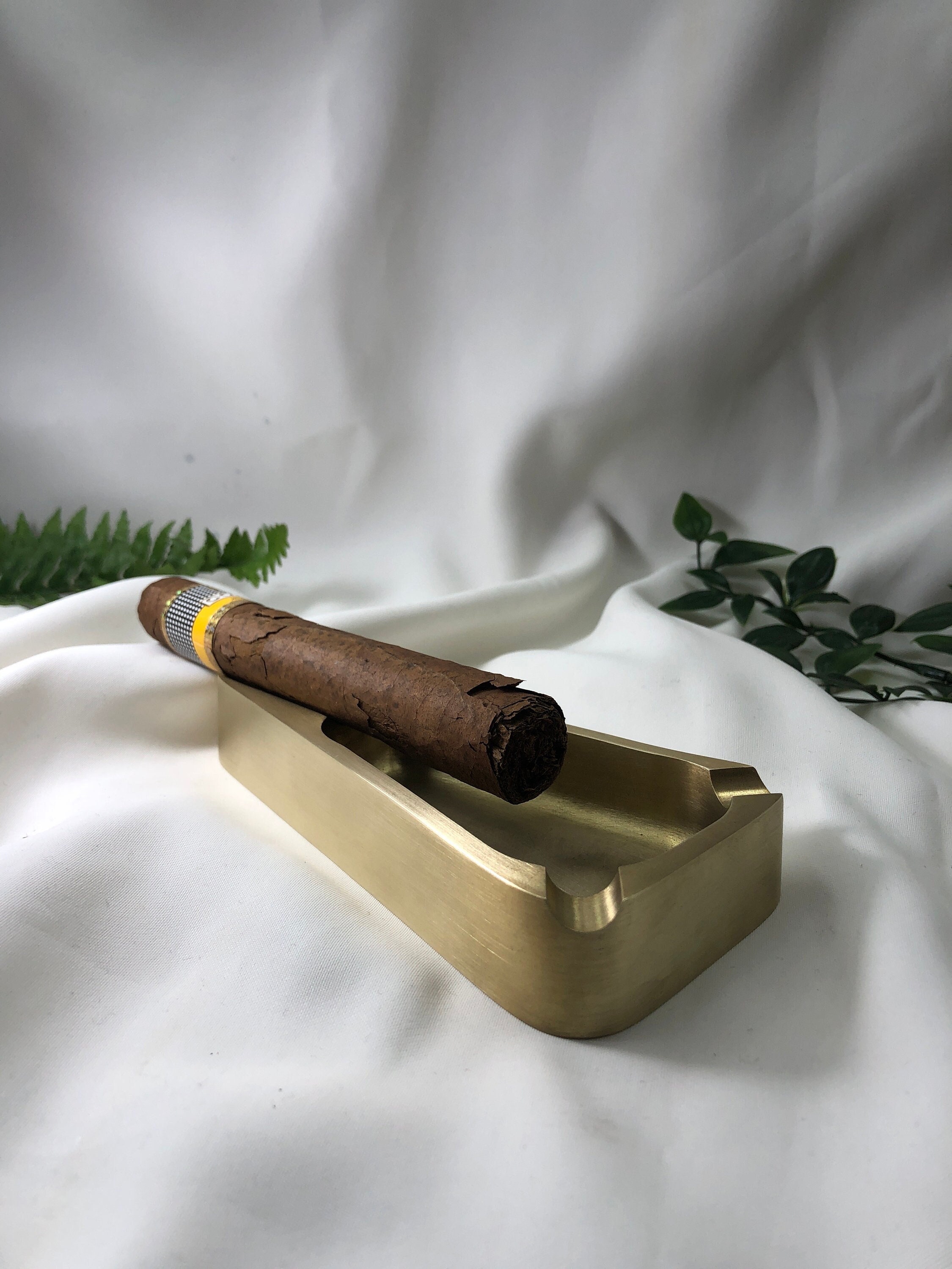 Aschenbecher für Zigarren rechteckig 19 x 16cm (Porzellan) • Logodruck