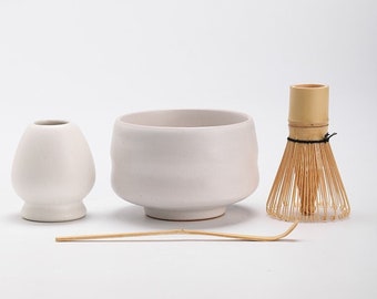 White Ceramic Matcha Sets with Bamboo Whisk and Chasen Holders