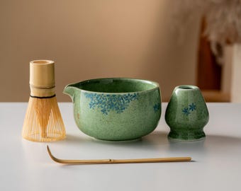 Hand-painted Floral Ceramic Matcha Set Green Matcha Whisk Set 450ml