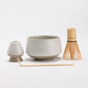 Round Ceramic Matcha Bowl with Bamboo Whisk and Holders Tea Ceremony Matcha Set D