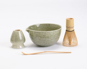 Green Ceramic Matcha Bowl with Spout Matcha Whisk and Chasen Holder Tea Ceremony Set 500ml