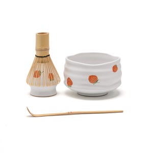 Hand-painted Strawberry White Ceramic Matcha Bowl Set with Bamboo Whisk and Chasen Holder Japanese Matcha Ceremonial Set 500ml