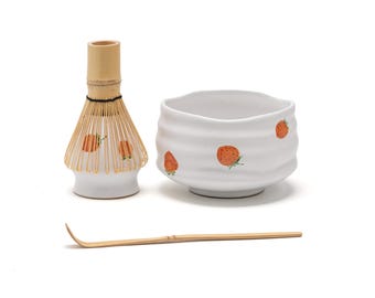 Hand-painted Strawberry White Ceramic Matcha Bowl Set with Bamboo Whisk and Chasen Holder Japanese Matcha Ceremonial Set 500ml