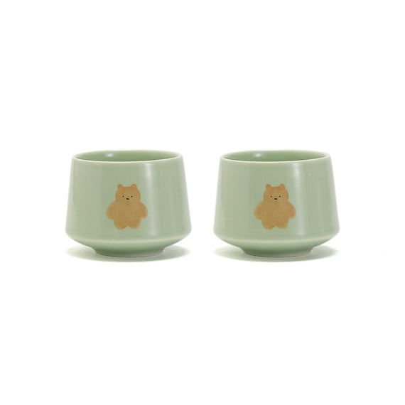 Hand-painted Brown Bear Ceramic Matcha Cup Set of 2 Cups Green Ceramic Tea Cup for Matcha 240ml