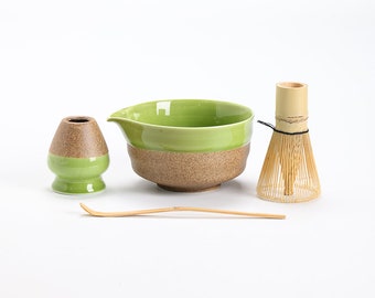 Keramische Chawan met uitloop, bamboe garde en Chasen houder Matcha theeceremonieset