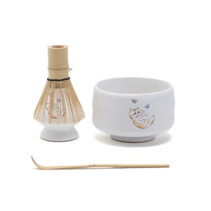 Hand-painted Cute Cat White Ceramic Matcha Set with Matcha Whisk and Chasen Holder Japanese Matcha Set