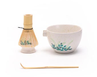 Hand-painted Plant Ceramic Matcha Bowl with Bamboo Whisk and Chasen Holder White Japanese Matcha Gift Set 420ml