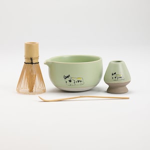 Hand-painted Cute Cat Ceramic Matcha Kits Bamboo Whisk and Chasen Holder Matcha Tea Set