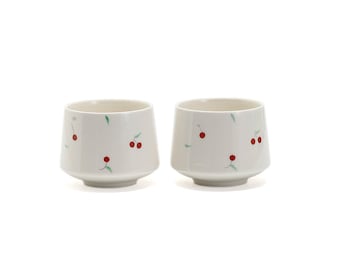 Hand-painted Cherry Ceramic Matcha Cup Set of 2 Cups White Ceramic Tea Cup for Matcha 240ml
