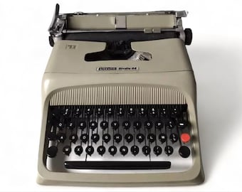 Olivetti Studio 44 Vintage Schreibmaschine, 50' Grün, Seriennummer 744633
