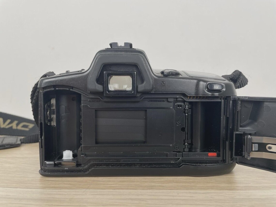 Minolta Dynax 500si, foto 3 di 5