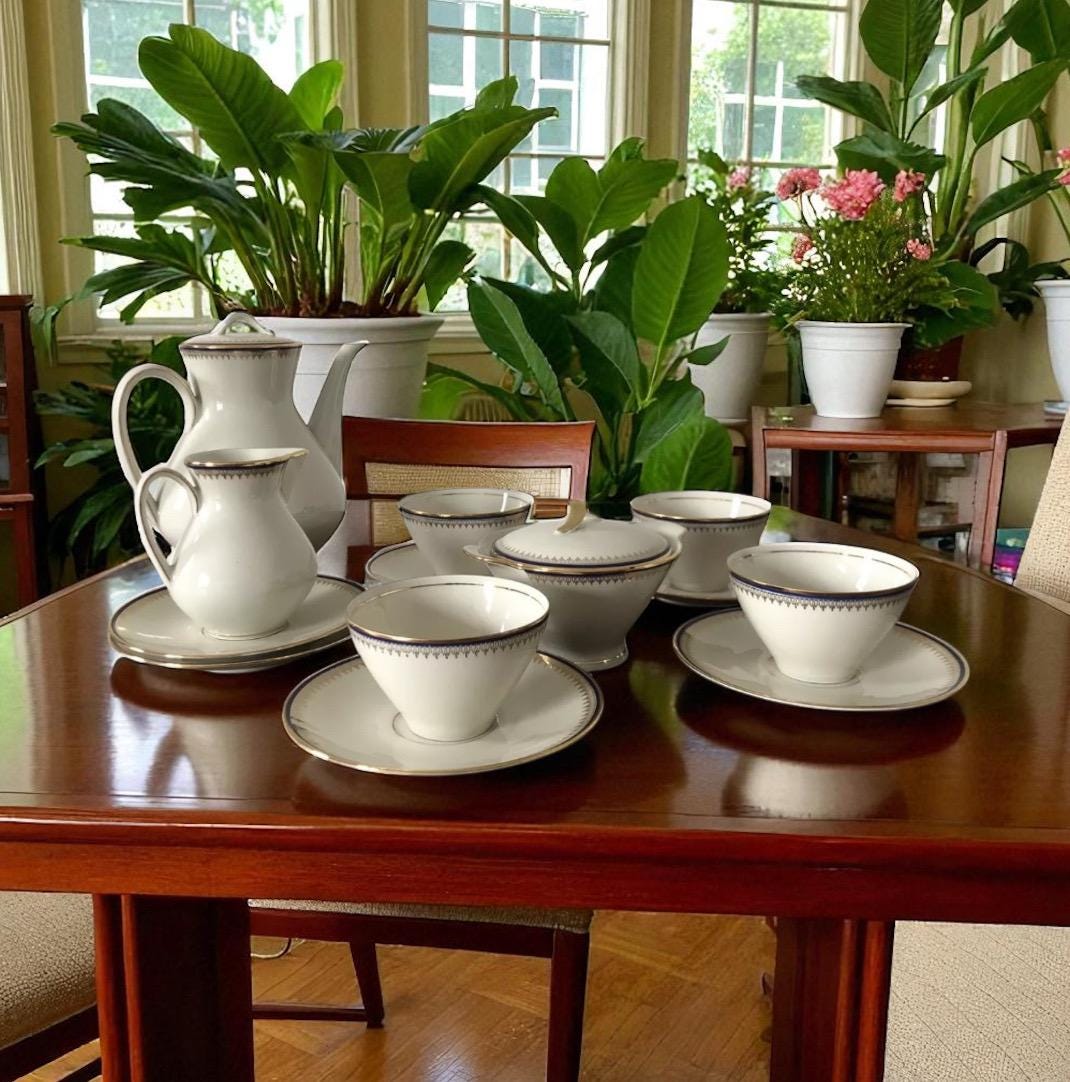 6 Vintage small plates, white porcelain with gold trim, Winterling Bav