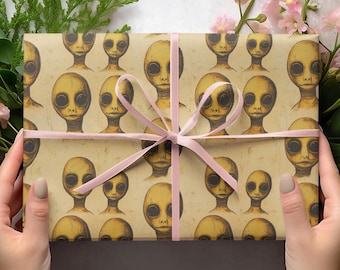 Vintage Alien Wrapping Papers, Sci-Fi Gift Wrap, Weird Vintage Gift Wrap, Gag Gift, Alien Birthday Present Wrap, Funny UFO Wrapping Papers